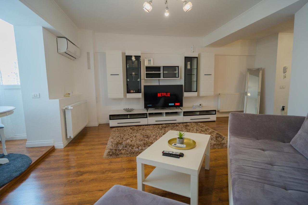 Cozy & Spacious 2Br Apartment With Netflix Bukareszt Zewnętrze zdjęcie