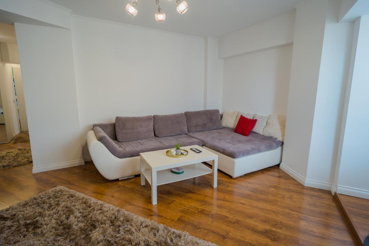 Cozy & Spacious 2Br Apartment With Netflix Bukareszt Zewnętrze zdjęcie