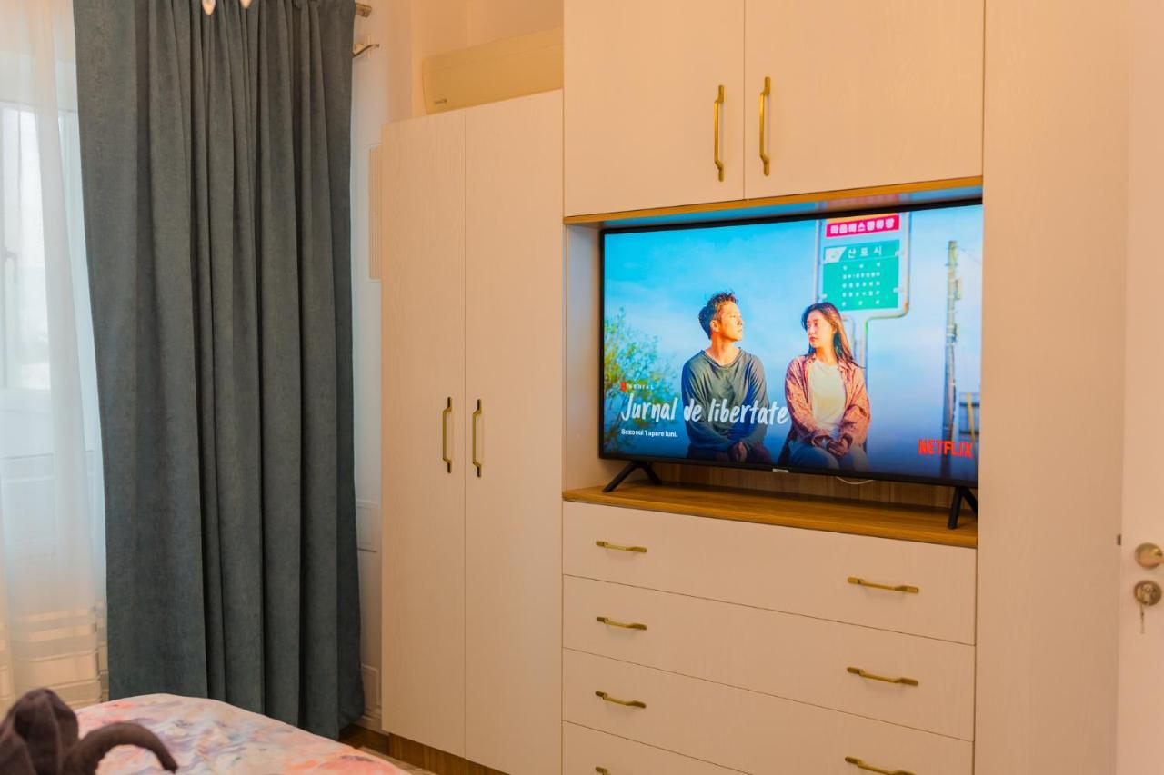 Cozy & Spacious 2Br Apartment With Netflix Bukareszt Zewnętrze zdjęcie
