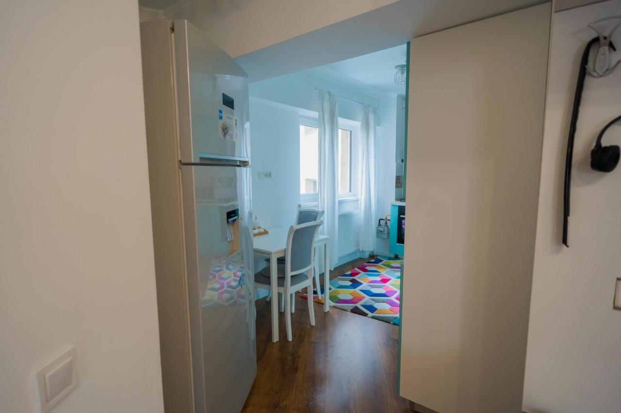 Cozy & Spacious 2Br Apartment With Netflix Bukareszt Zewnętrze zdjęcie