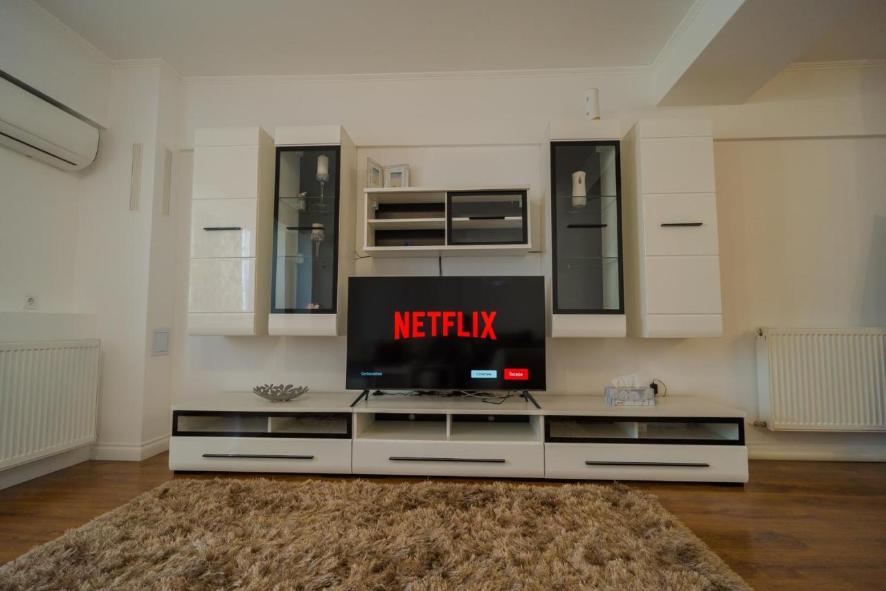 Cozy & Spacious 2Br Apartment With Netflix Bukareszt Zewnętrze zdjęcie