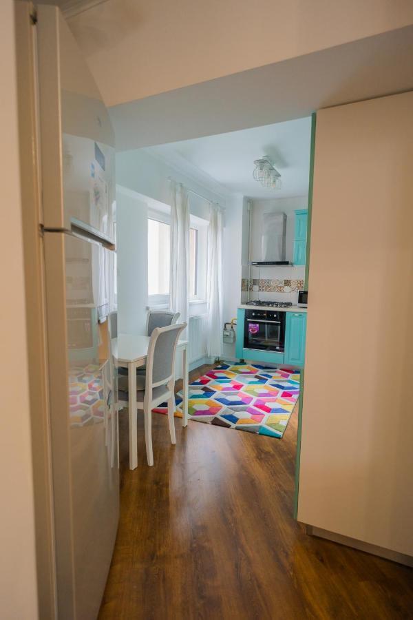 Cozy & Spacious 2Br Apartment With Netflix Bukareszt Zewnętrze zdjęcie