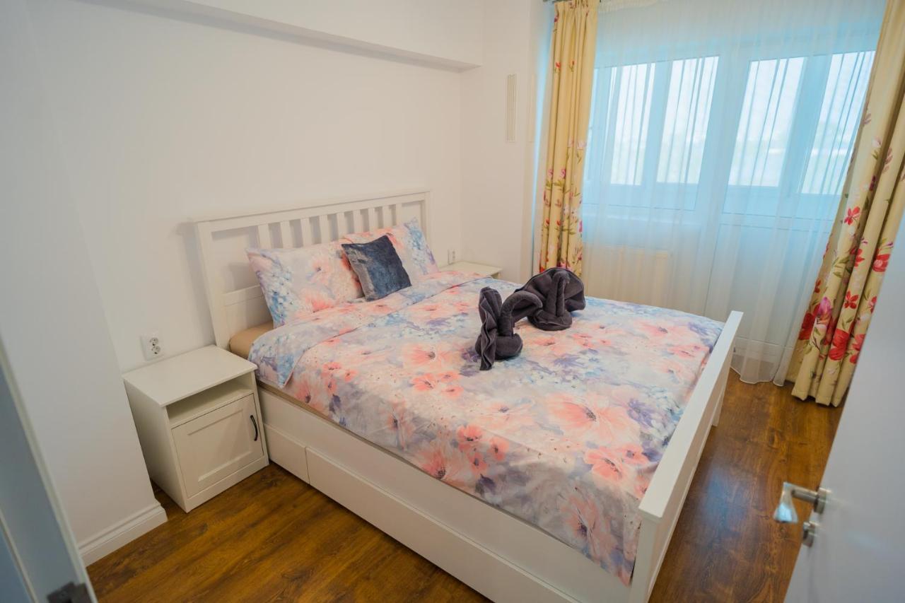 Cozy & Spacious 2Br Apartment With Netflix Bukareszt Zewnętrze zdjęcie
