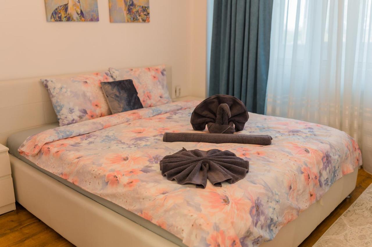 Cozy & Spacious 2Br Apartment With Netflix Bukareszt Zewnętrze zdjęcie